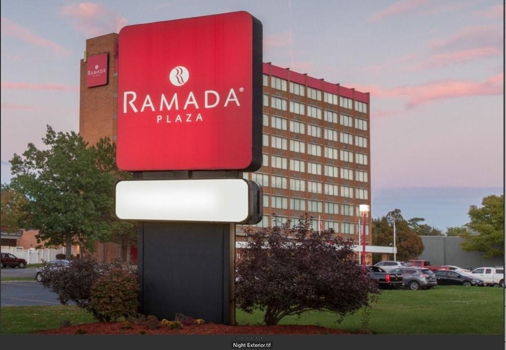 Hotel Ramada Plaza By Wyndham Albany Exterior foto